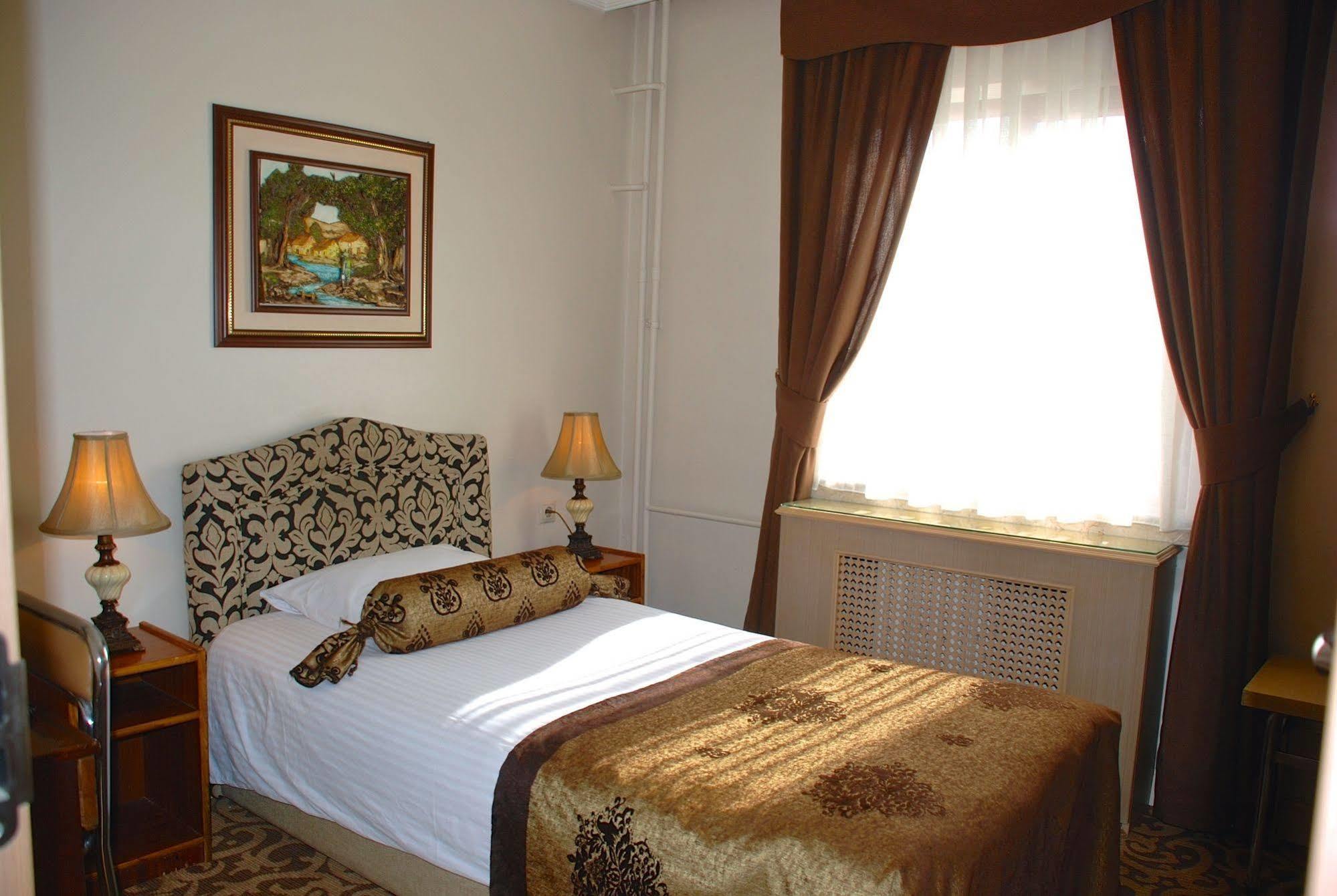 Hotel Mithat Анкара Екстер'єр фото