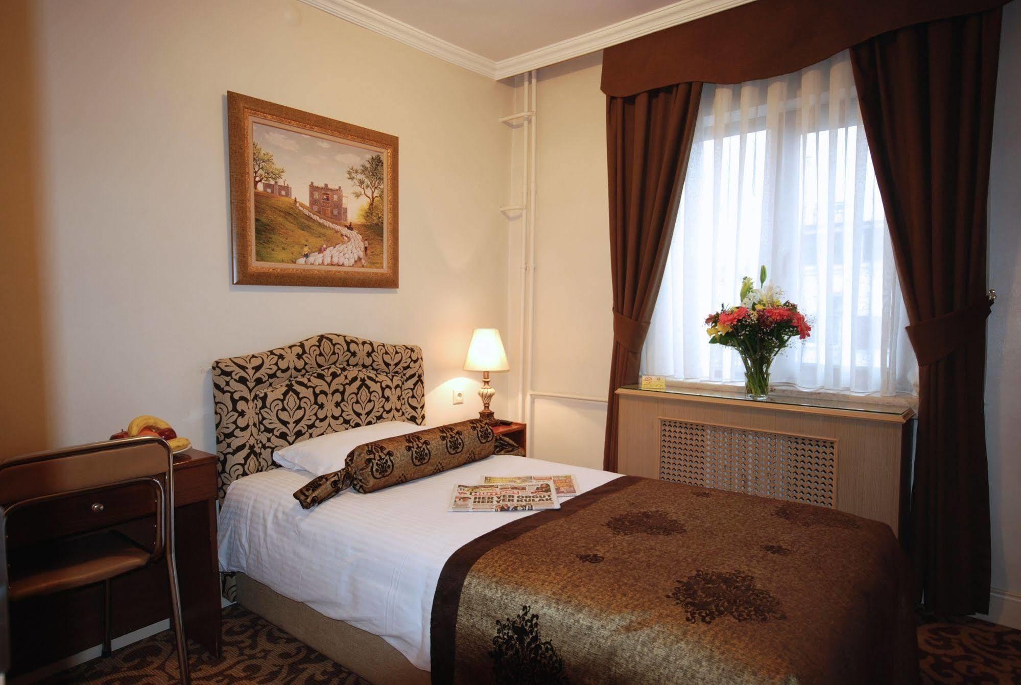 Hotel Mithat Анкара Екстер'єр фото